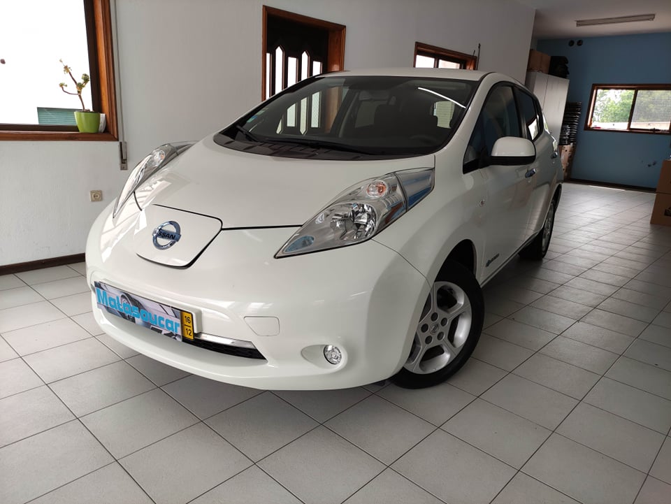 Nissan Leaf Acenta 30 KWh Ano 2016