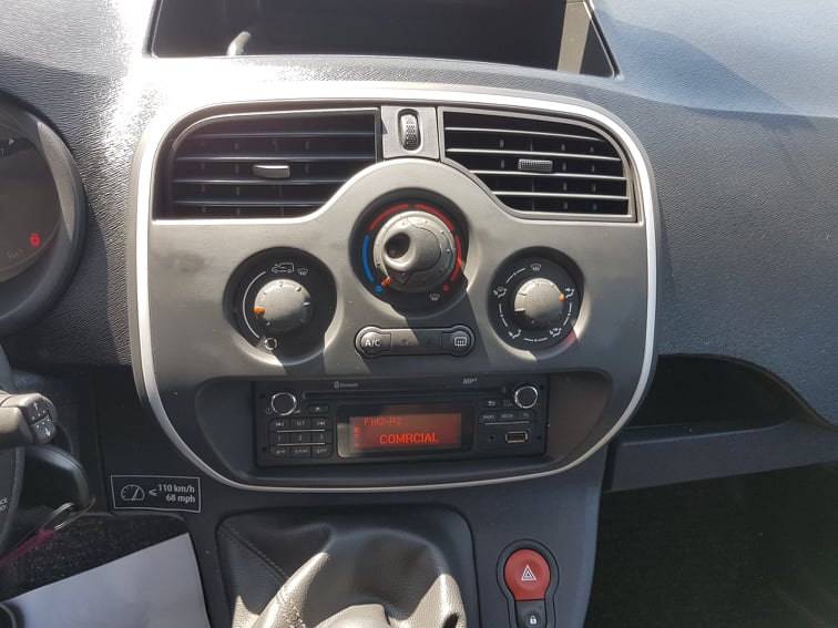 Renault Kangoo Iva Dedutível Ano 2016