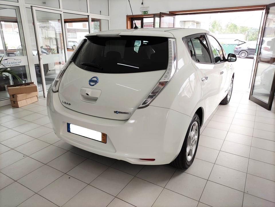 Nissan Leaf Acenta 30 KWh Ano 2016