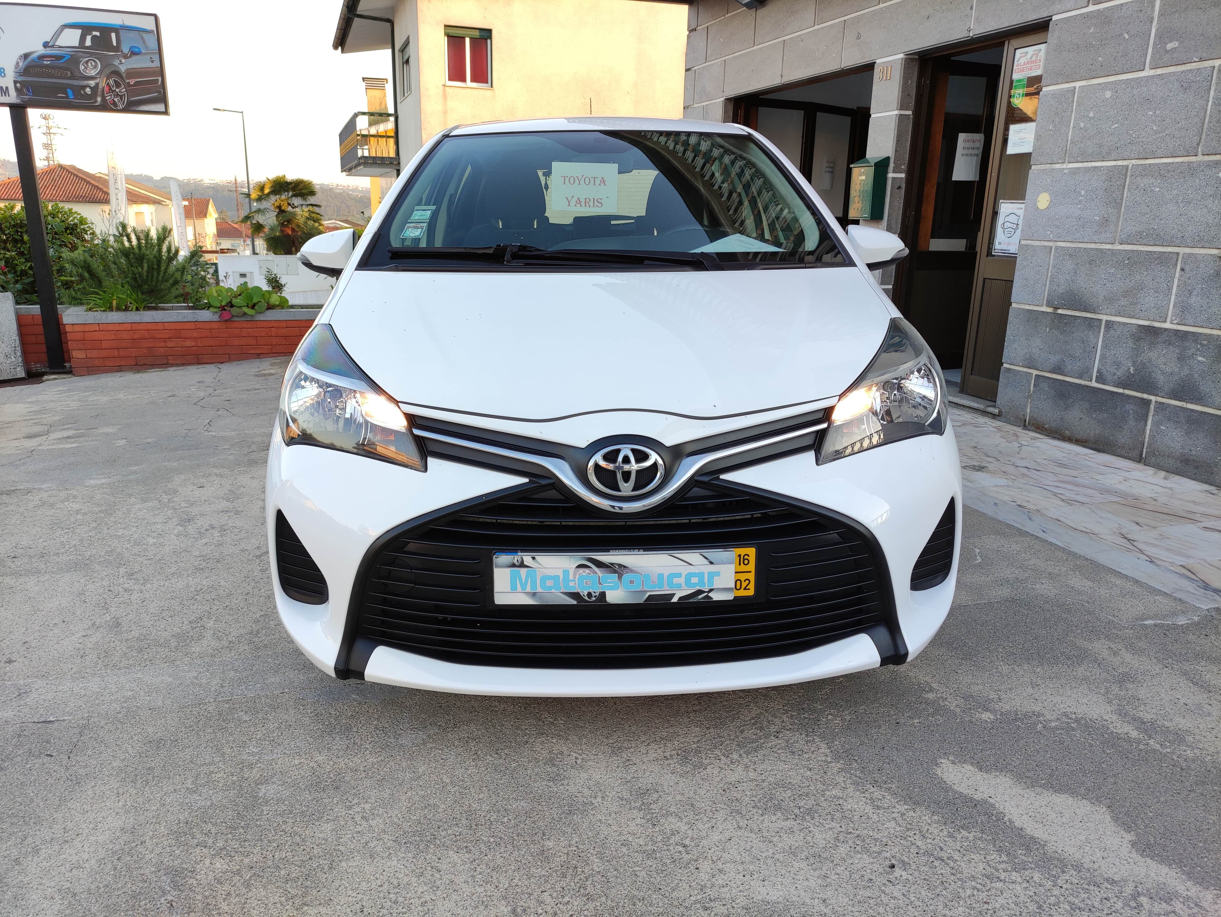 Toyota Yaris Nacional Ano 2016