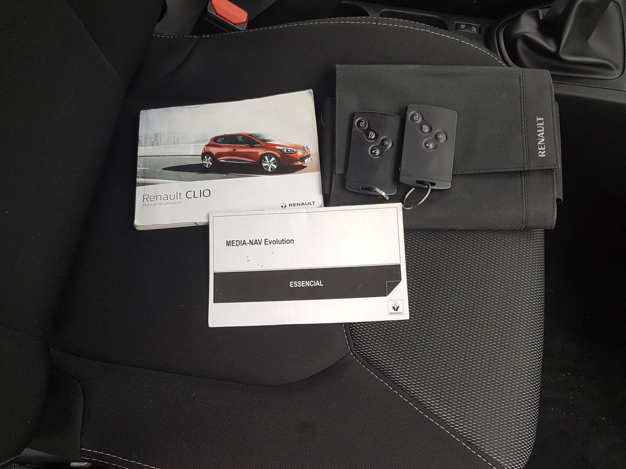 Renault Clio Confort Eco ll Nacional