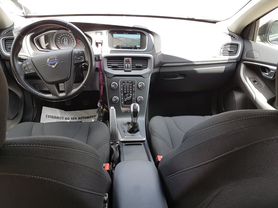 Volvo V40 D2 Cross Country